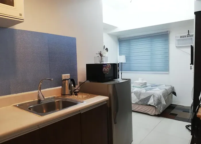 Deluxe Studio